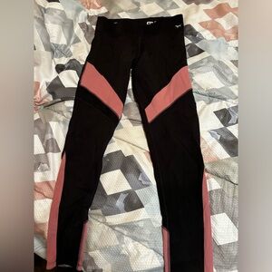 Victoria secret PINK leggings, size medium.